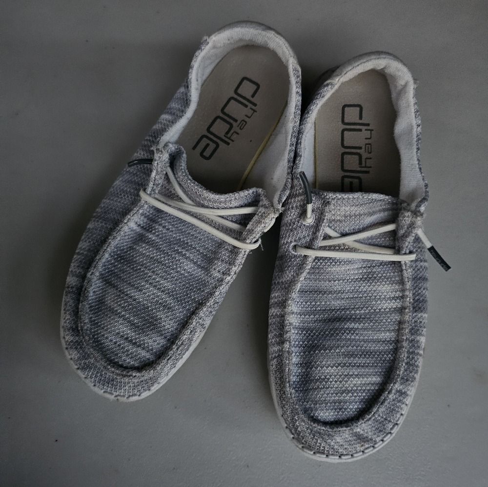 Hey Dude Light Gray Slip-On Shoes Sz 9 - Picture 4 of 7